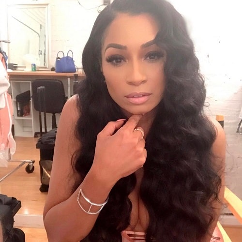 A picture of Karlie Redd has an amazing new face.